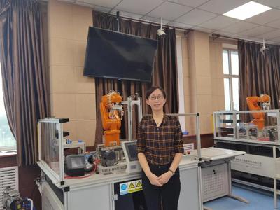 喜報 我校姬彥巧等4名教師榮獲2020年度遼寧省職業(yè)院校教學(xué)名師及專業(yè)帶頭人稱號